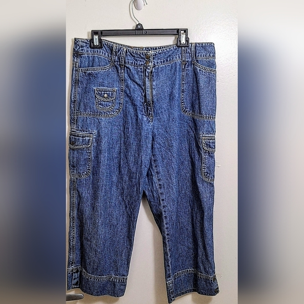 NWOT Jones New York Denim Cargo Jeans - Picture 3 of 9